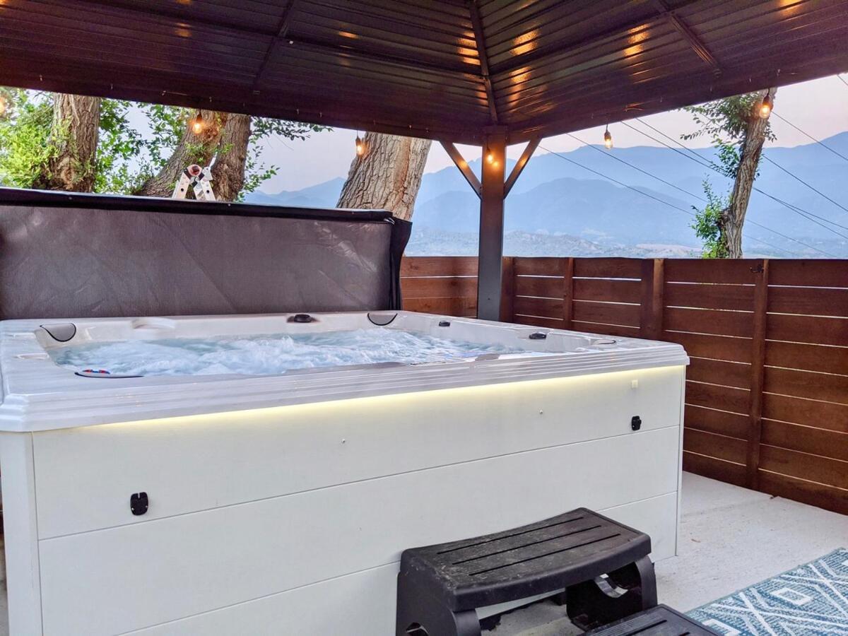 Kings Overlook Hot Tub W Pikes Peak Views Colorado Springs Eksteriør bilde