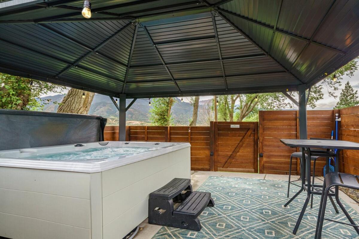Kings Overlook Hot Tub W Pikes Peak Views Colorado Springs Eksteriør bilde